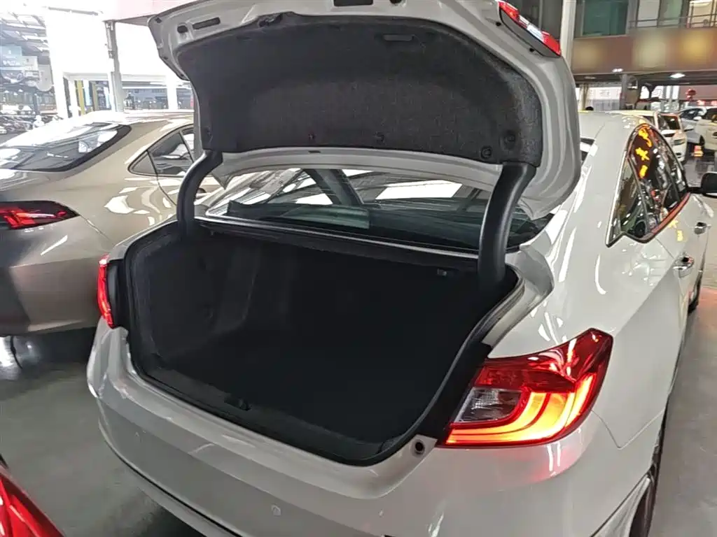 Accord 2018 Rui Hybrid 2.0L Rui Cool Edition National VI купить на сайте DeffCars