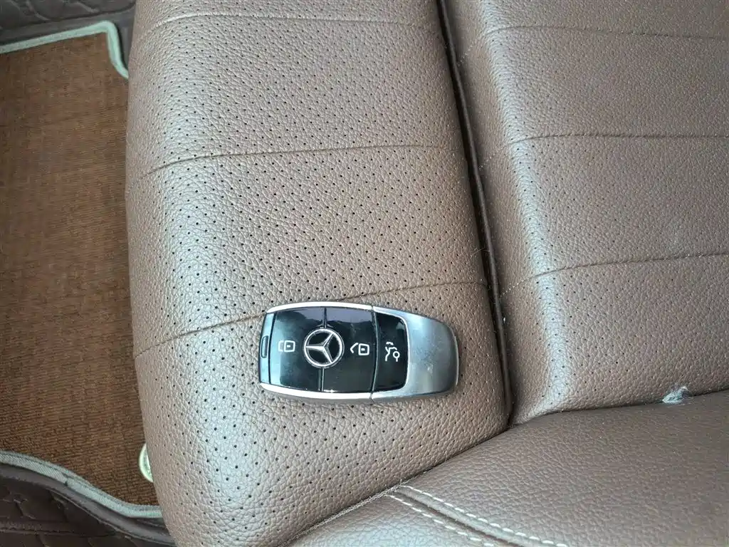 Mercedes-Benz E-Class 2020 E 260 L купить на сайте DeffCars