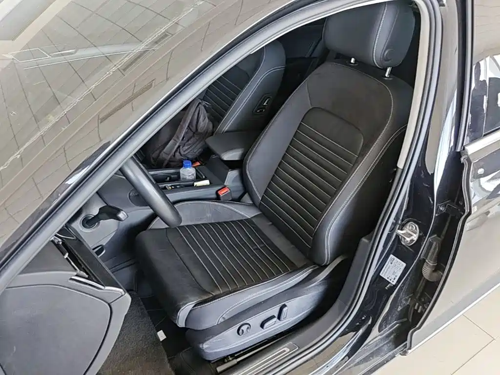 Magotan 2020 330TSI DSG leading model купить на сайте DeffCars