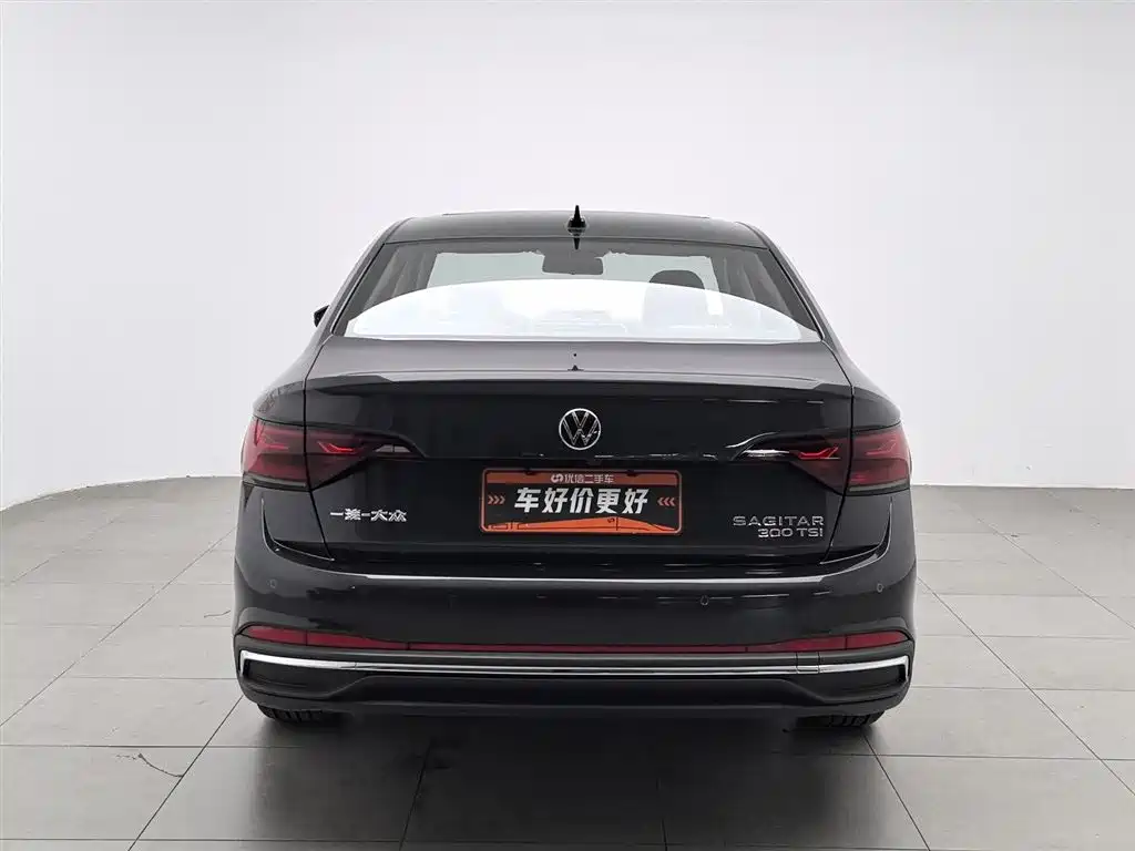 Sagitar 2025 facelift three 300TSI DSG transcendent version купить на сайте DeffCars