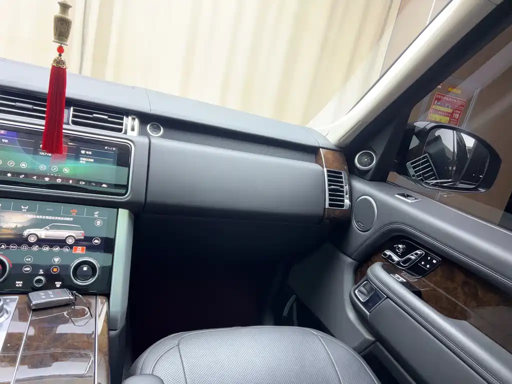 Range Rover 2020 3.0 L6 Legend Extended Edition купить на сайте DeffCars