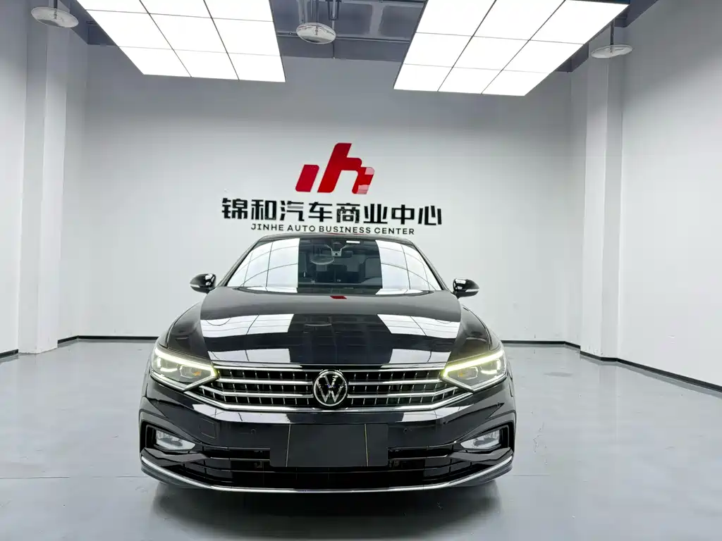Magotan 2025 model facelift 2 public model 330TSI DSG luxury model купить на сайте DeffCars