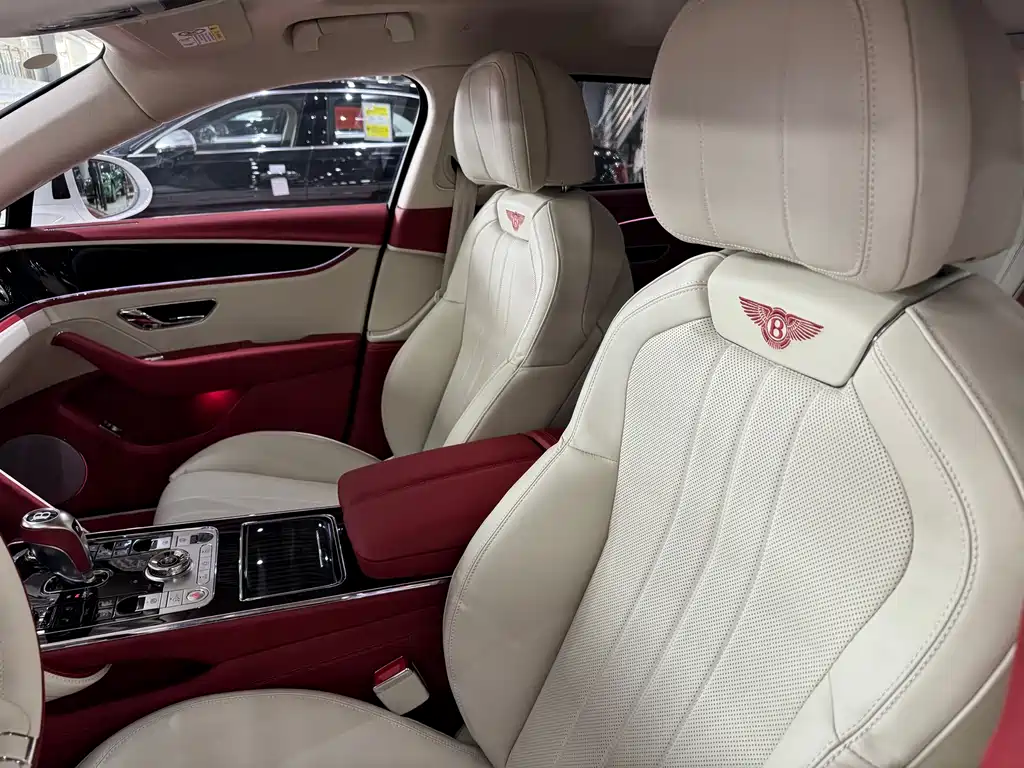 Flying Spur Plug-in Hybrid 2026 4.0T V8 Standard Edition купить на сайте DeffCars