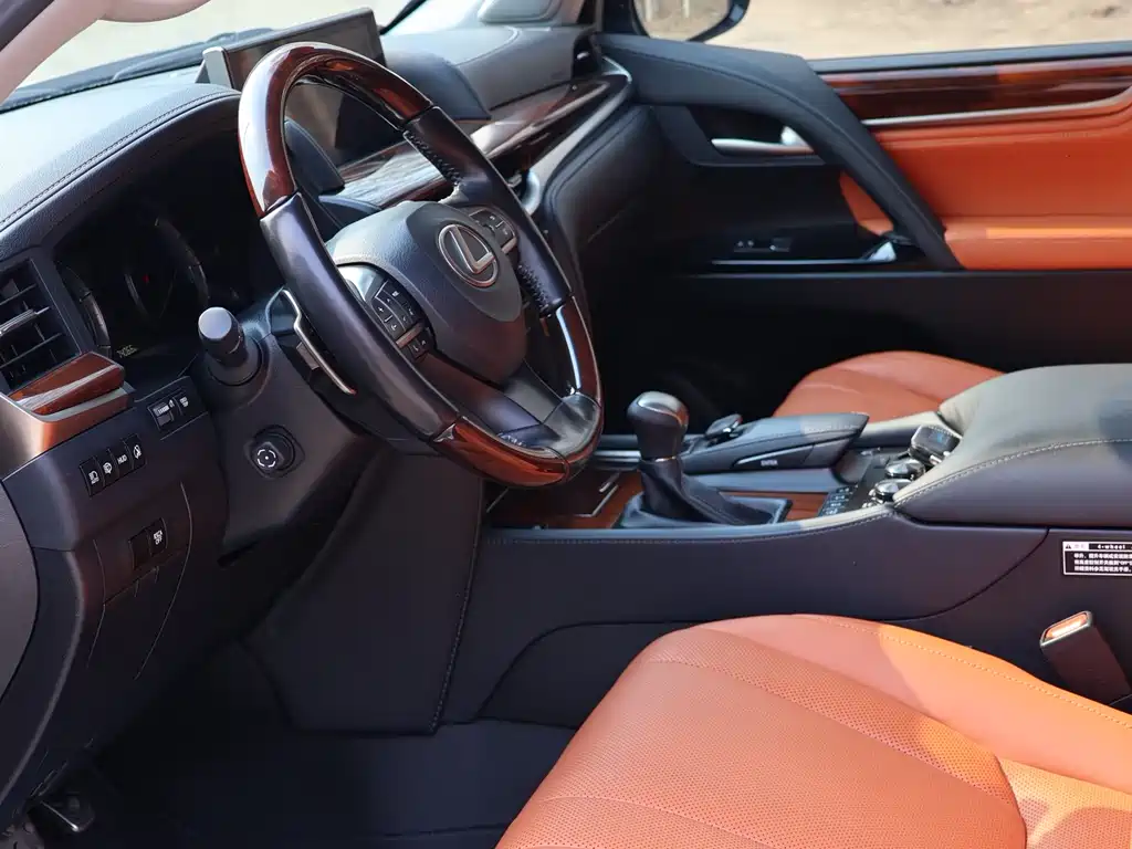 Lexus LX 2019 570 Premium Luxury Edition купить на сайте DeffCars