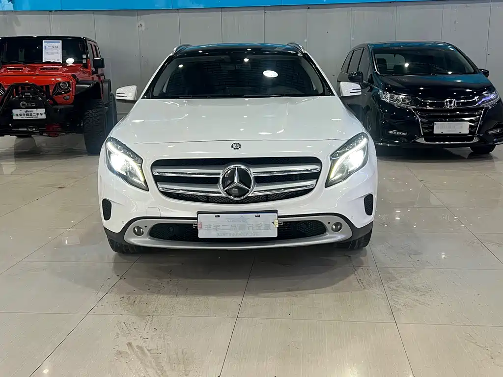 Mercedes-Benz GLA 2017 GLA 200 Dynamic купить на сайте DeffCars