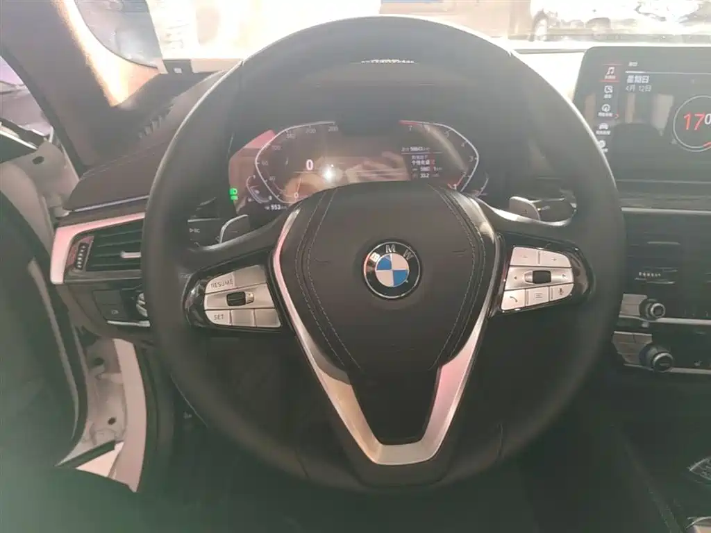 BMW 5 Series 2022 facelift 530Li leading model luxury package купить на сайте DeffCars