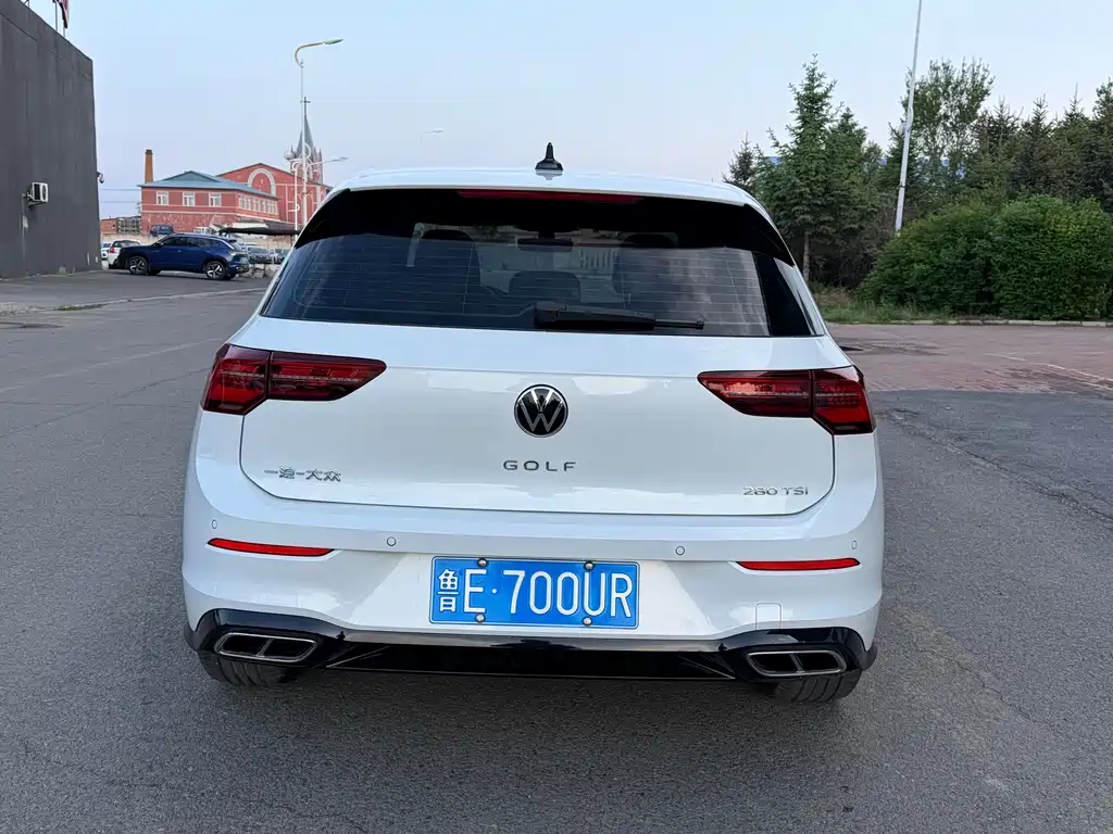 Golf 2023 280TSI DSG R-Line купить на сайте DeffCars