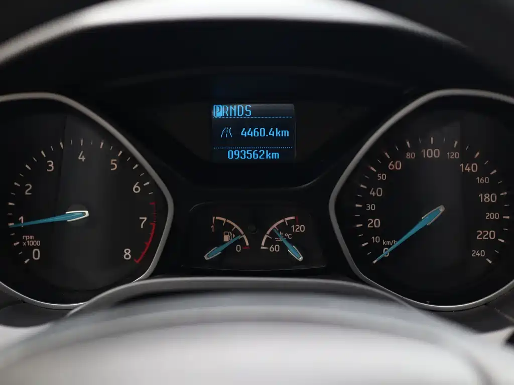 Focus 2018 Hatchback Classic 1.6L Automatic Comfort Smart Mobility Edition купить на сайте DeffCars
