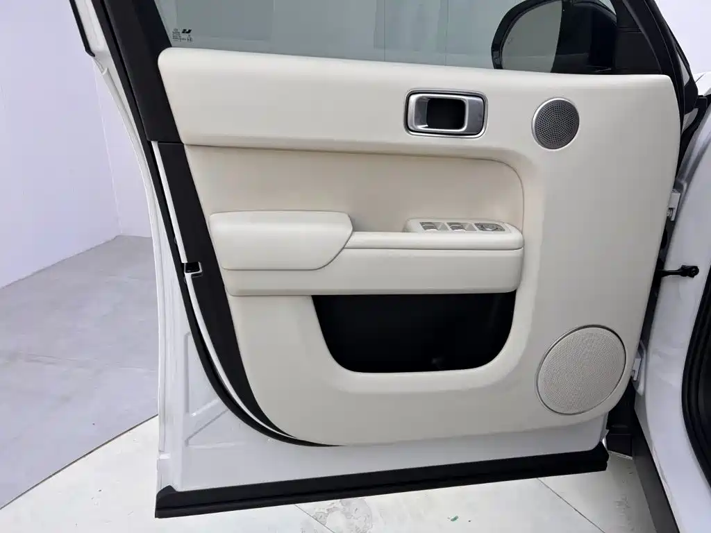 Ideal L7 2024 MAX купить на сайте DeffCars