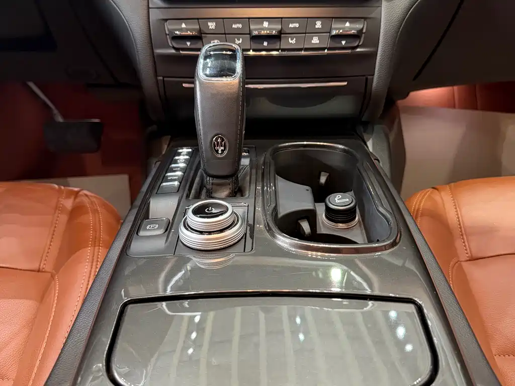 Ghibli 2021 3.0T GranSport купить на сайте DeffCars