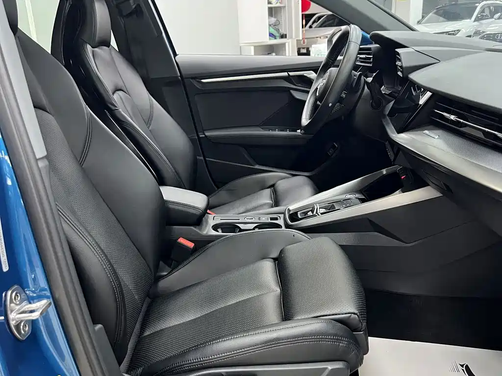 Audi A3 2021 Sportback 35 TFSI Fashion Sporty купить на сайте DeffCars