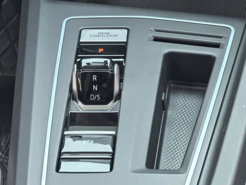 Golf 2023 280TSI DSG Pro купить на сайте DeffCars