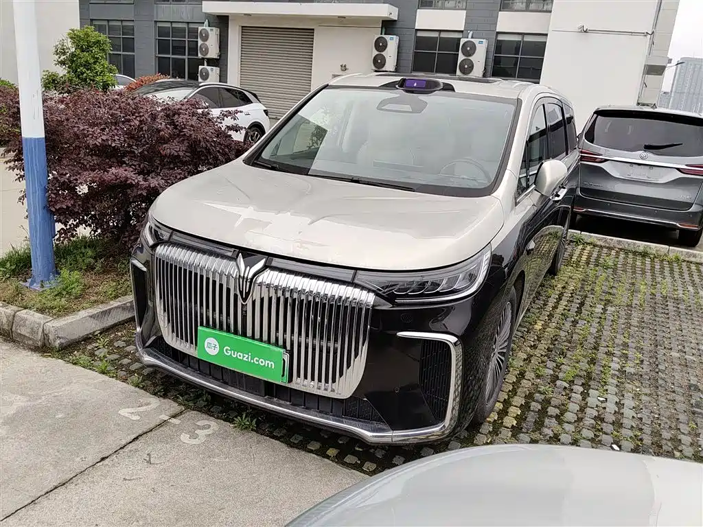 Lantu Dreamer 2025 PHEV four-wheel drive flagship Qiankun version купить на сайте DeffCars