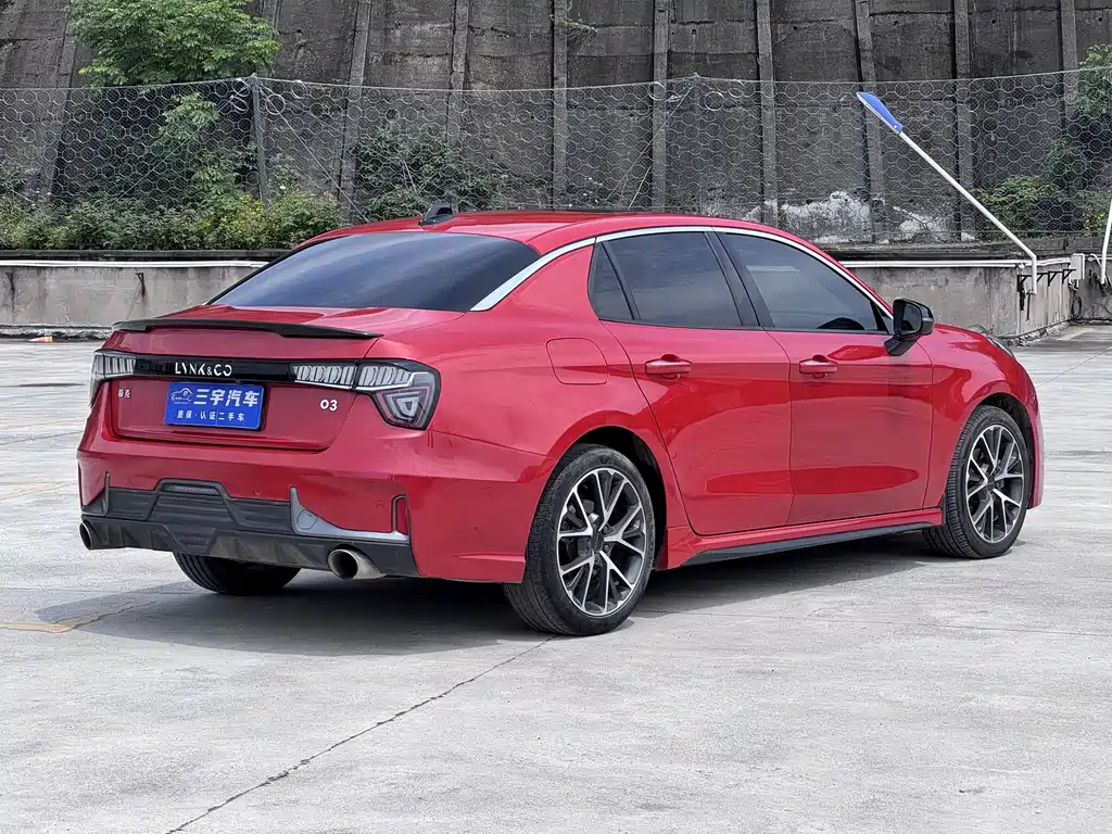 Lynk & Co 03 2019 2.0TD Automatic Pro Edition купить на сайте DeffCars