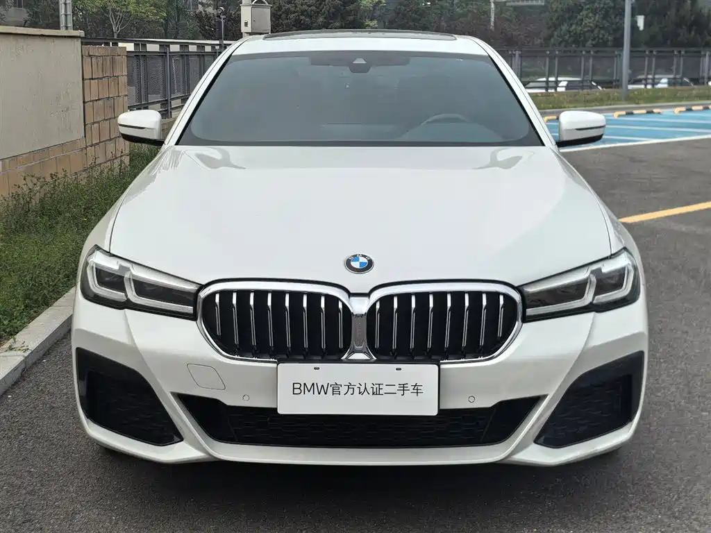 BMW 5 Series 2022 525Li M Sports Package купить на сайте DeffCars