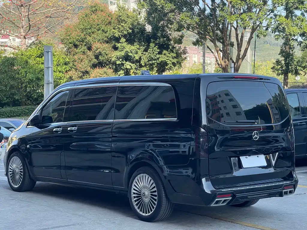 Vito 2021 2.0T Business Edition 7 seats купить на сайте DeffCars