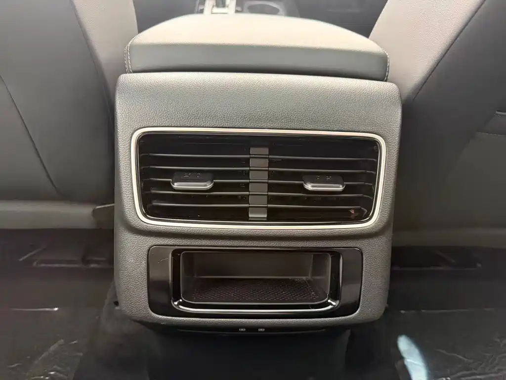 Lanxun 2023 330TSI Luxury Touring Edition купить на сайте DeffCars