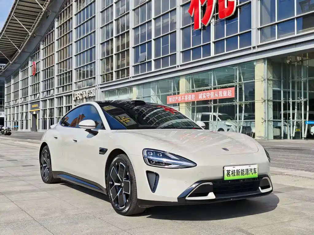 Xiaomi SU7 2024 rear-drive ultra-long battery life high-end smart driving Pro version купить на сайте DeffCars