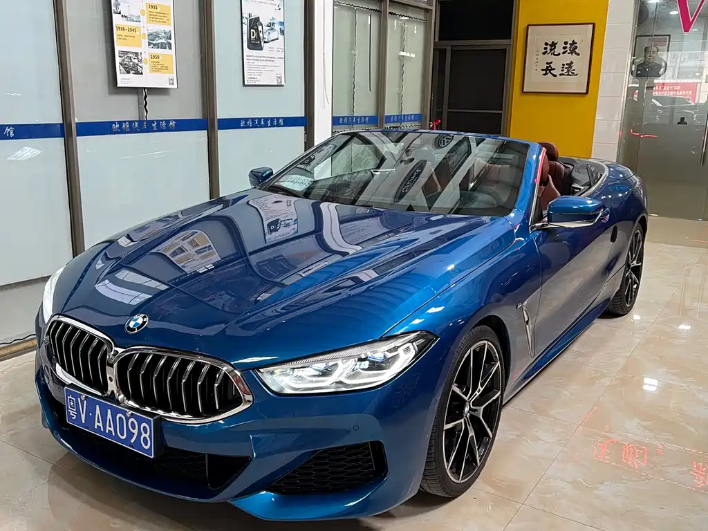 BMW 8 Series 2019 840i Convertible Coupe M Sports Package купить на сайте DeffCars