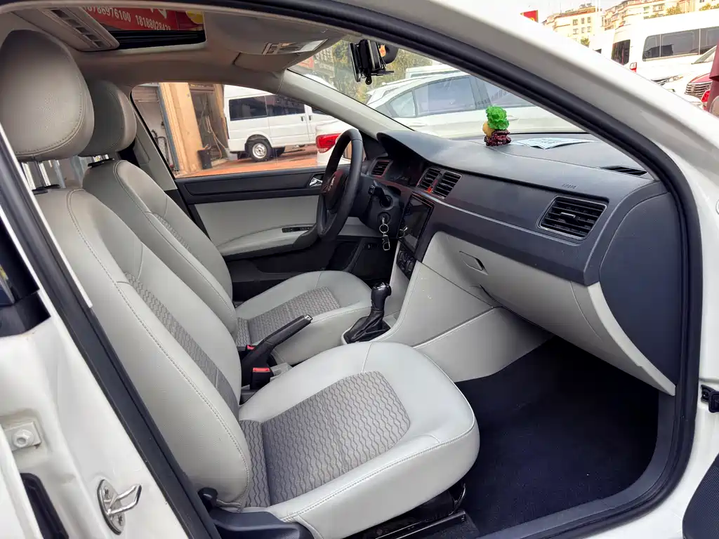 Xinrui 2016 1.6L automatic version купить на сайте DeffCars