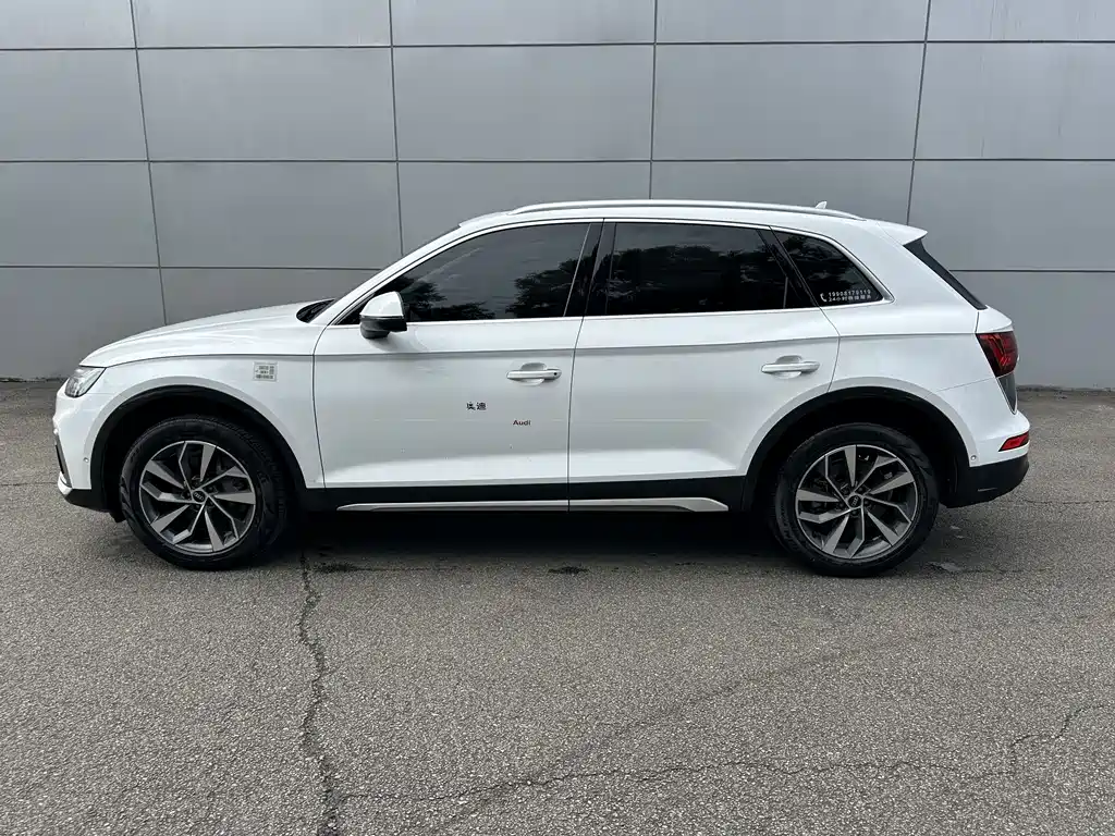 Audi Q5L 2022 40T luxury and dynamic model купить на сайте DeffCars