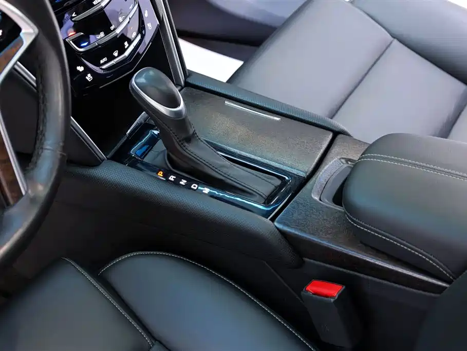Cadillac XTS 2018 28T luxury model купить на сайте DeffCars