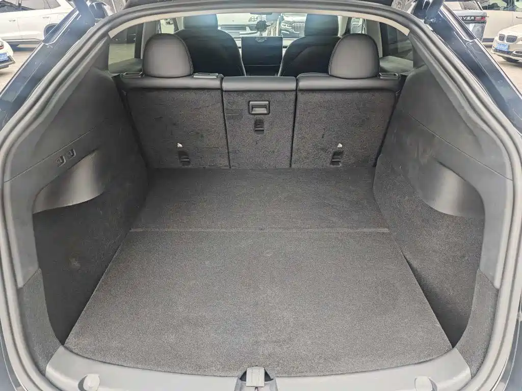 Model Y 2021 long-range all-wheel drive version 3D7 купить на сайте DeffCars