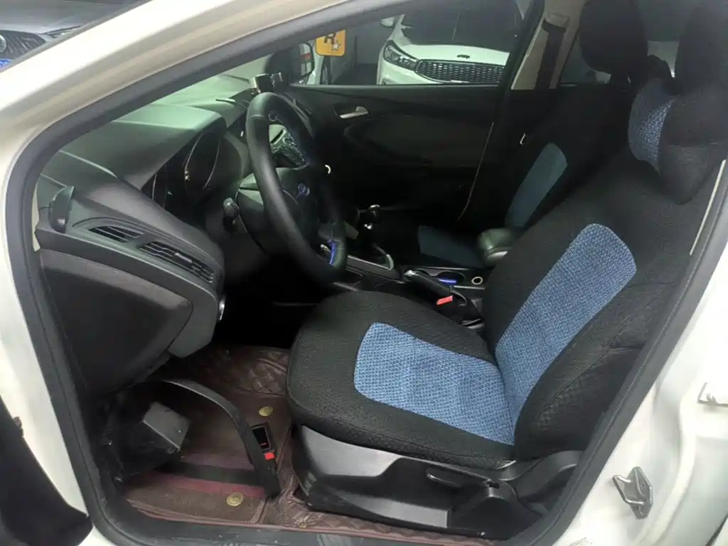Focus 2012 Duplex 1.6L Manual Comfort Edition купить на сайте DeffCars