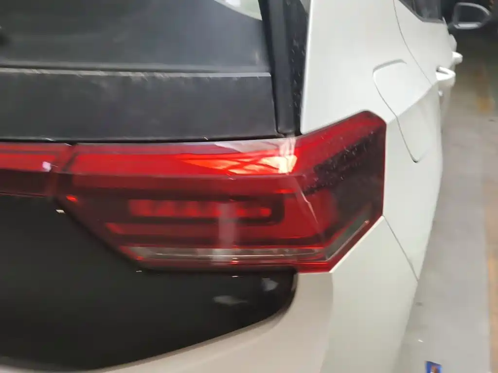 Volkswagen ID.3 2025 Smart Outstanding Edition купить на сайте DeffCars