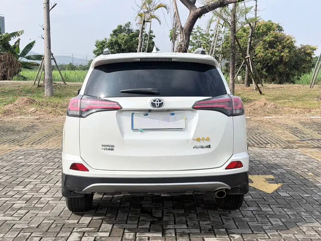 RAV4 Rongfang 2019 2.0L CVT 2WD Fashion X Limited Edition National VI купить на сайте DeffCars