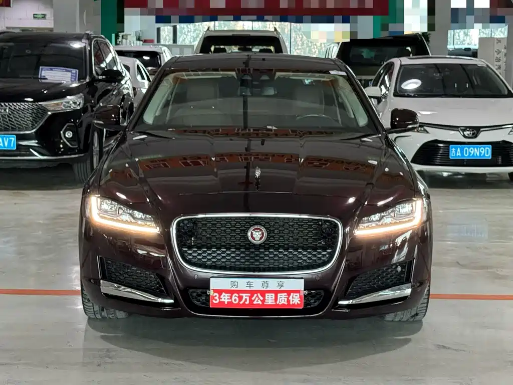 Jaguar XFL 2018 XFL 2.0T 250PS Deluxe Edition купить на сайте DeffCars