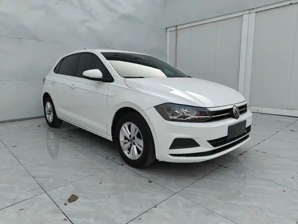 Polo 2023 facelift Plus 1.5L automatic indulgence version купить на сайте DeffCars