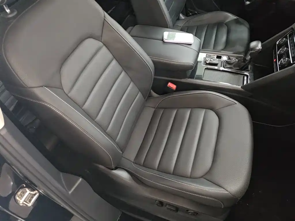 Touron 2019 330TSI 2WD Deluxe Edition National V купить на сайте DeffCars