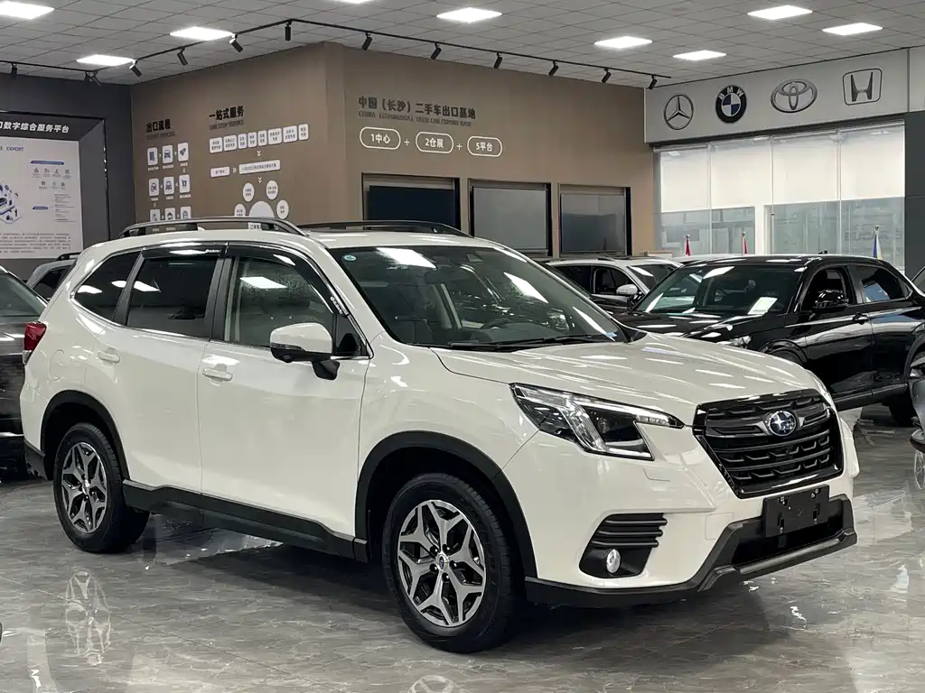 Forester 2022 2.0i AWD Deluxe Edition EyeSight купить на сайте DeffCars