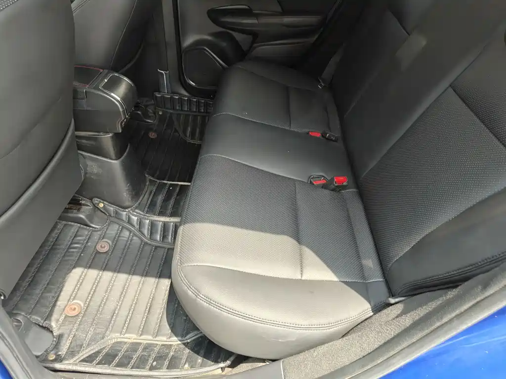 Fit 2016 1.5L LX CVT comfort model купить на сайте DeffCars