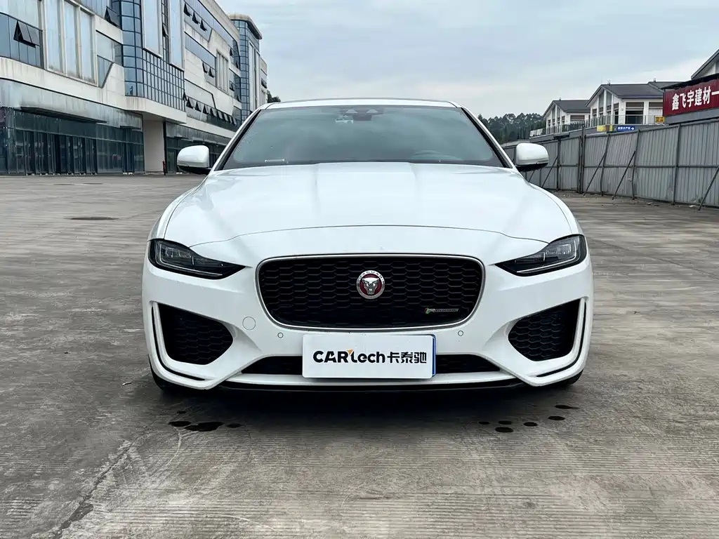 Jaguar XEL 2020 2.0T 200PS R-DYNAMIC Youth Sports Edition купить на сайте DeffCars