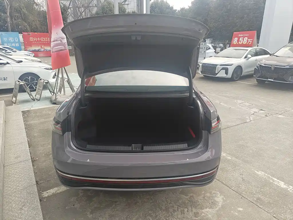 Passat 2025 Pro 380TSI Dragon Edition купить на сайте DeffCars