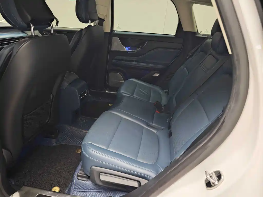 Adventurer 2022 2.0T two-wheel drive MONO limited edition купить на сайте DeffCars