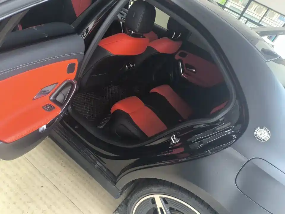 Mercedes-Benz A-Class AMG 2024 facelift AMG A 35 L 4MATIC купить на сайте DeffCars
