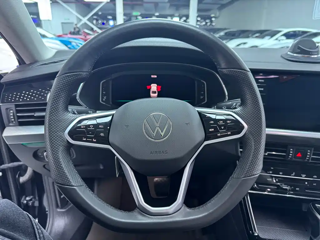 Passat 2023 380TSI Deluxe Edition купить на сайте DeffCars
