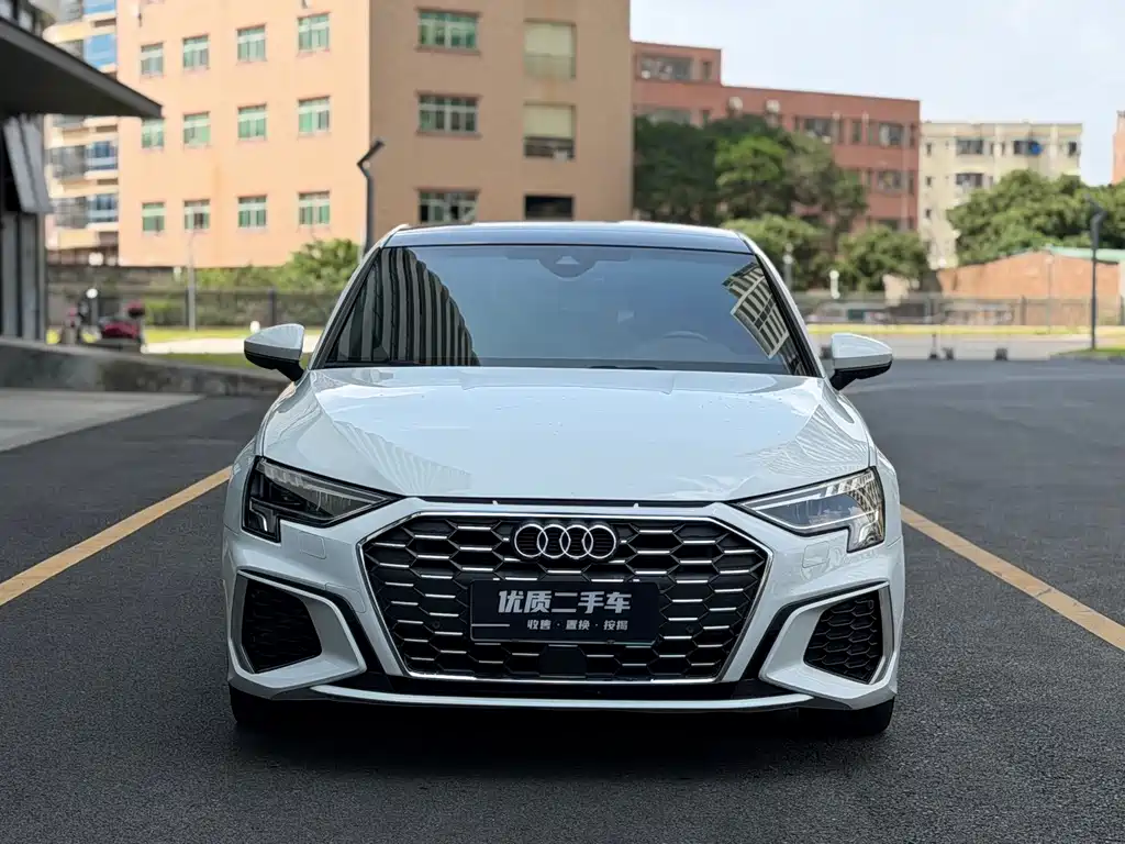 Audi A3 2023 A3L Limousine 35 TFSI Fashionable and Sporty купить на сайте DeffCars