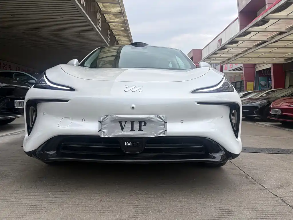 Zhiji LS6 2023 Max Standard Edition купить на сайте DeffCars