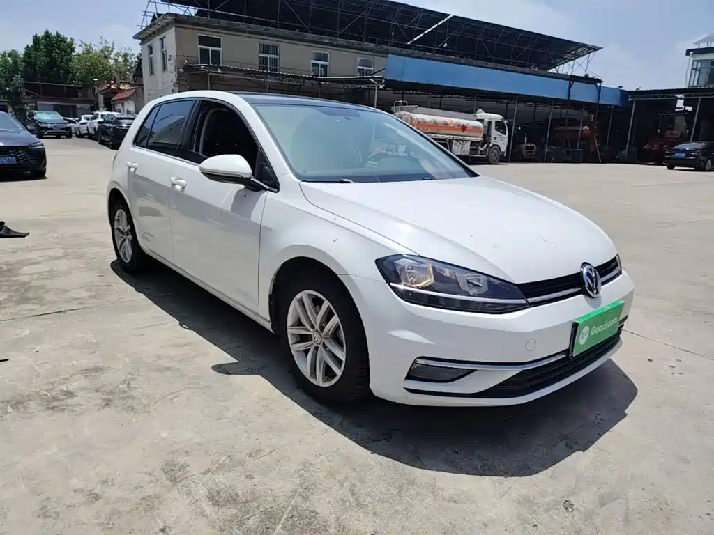 Golf 2018 1.6L automatic comfort type купить на сайте DeffCars