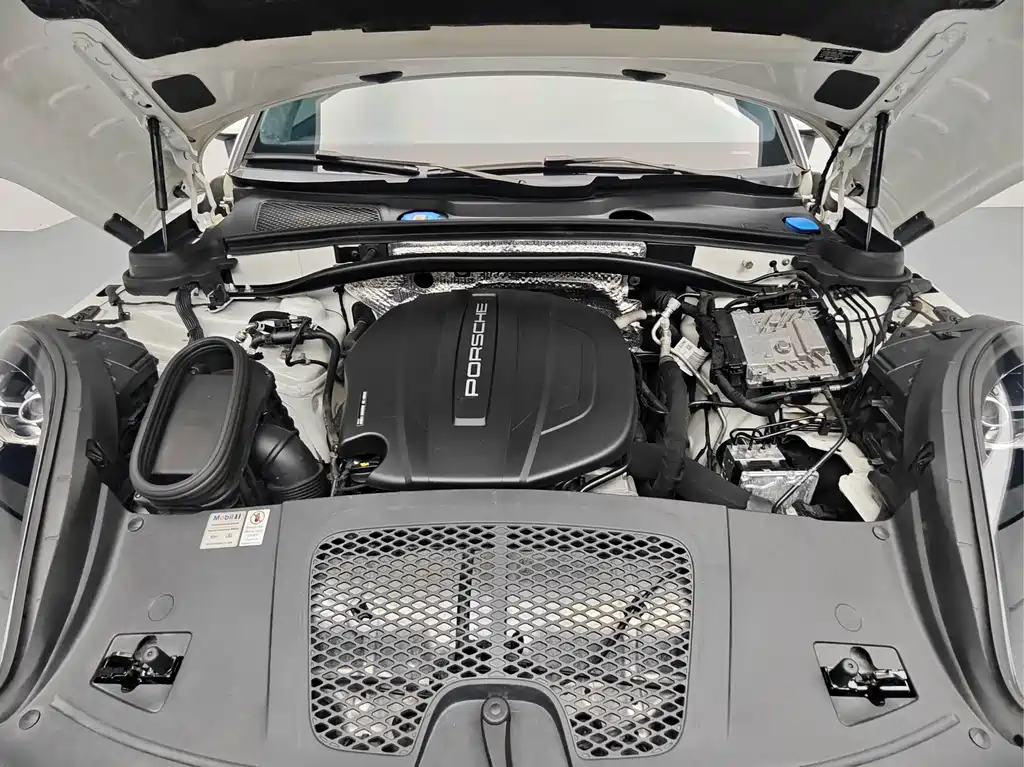 Macan 2021 2.0T купить на сайте DeffCars