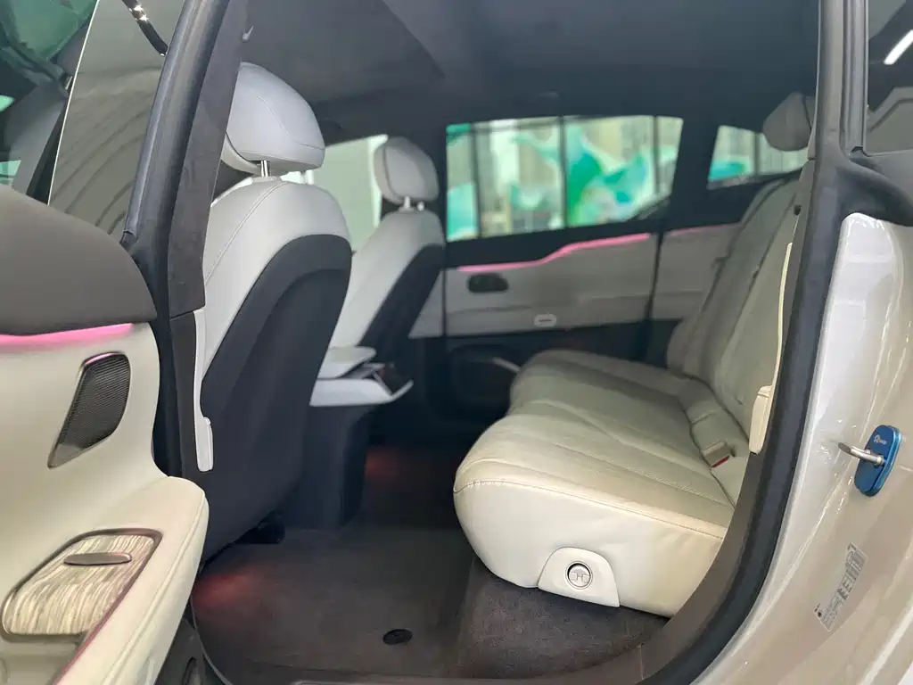 NIO ET7 2022 model 75kWh купить на сайте DeffCars