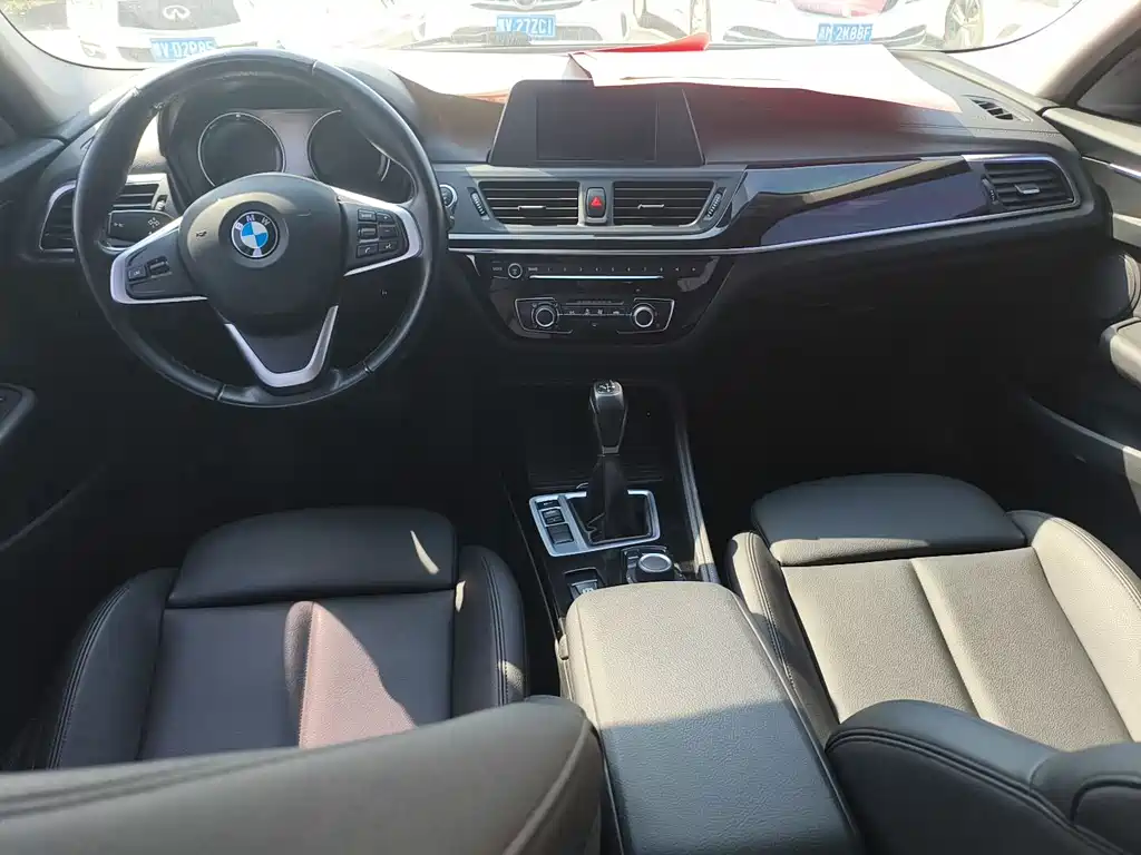 BMW 1 Series 2017 118i Sports купить на сайте DeffCars