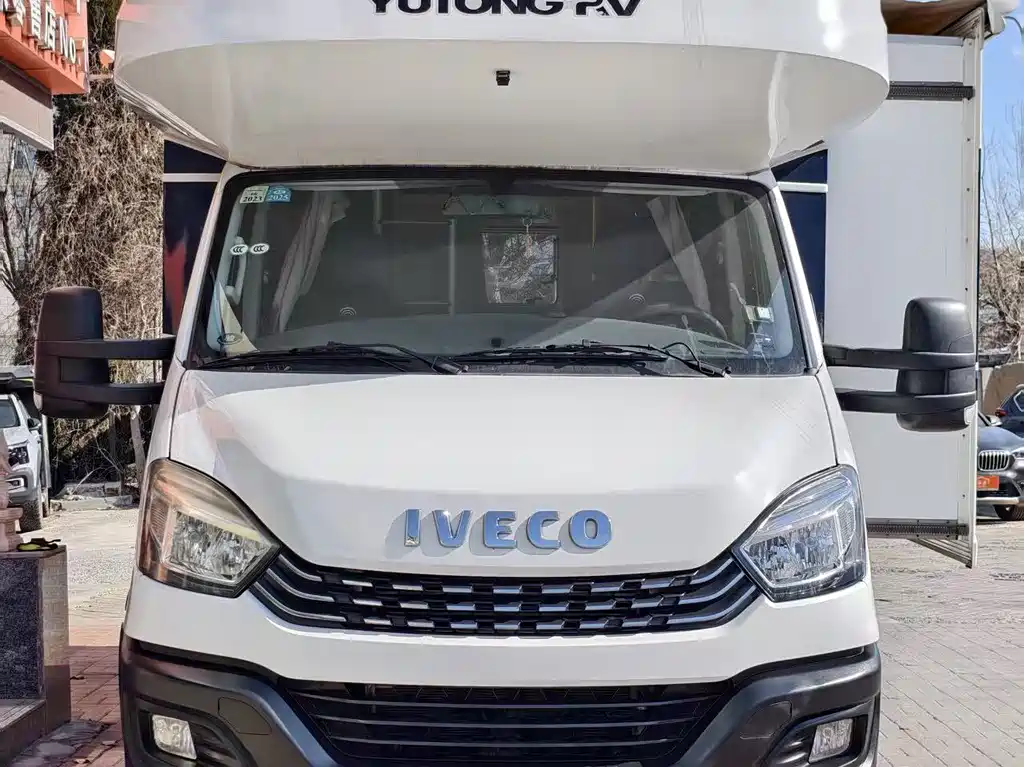 Iveco Wolfson 2021 3.0T automatic Chaorui long-axis short-hanging high-top side sliding door F1C купить на сайте DeffCars