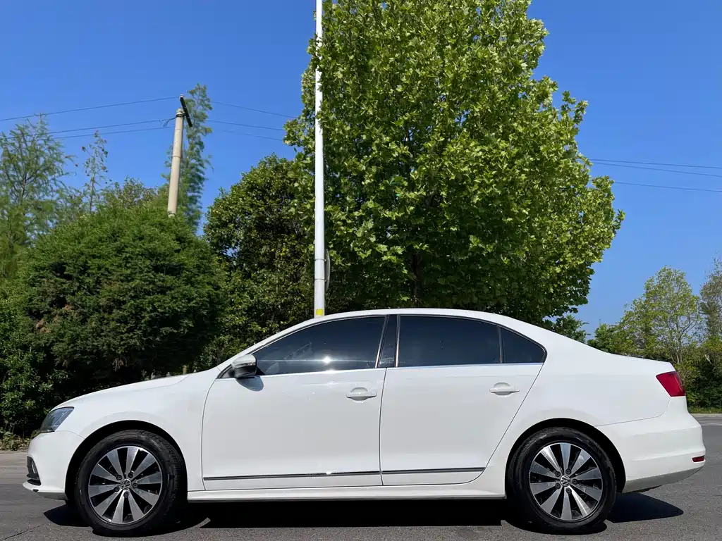 Sagitar 2018 1.6L automatic comfort model купить на сайте DeffCars