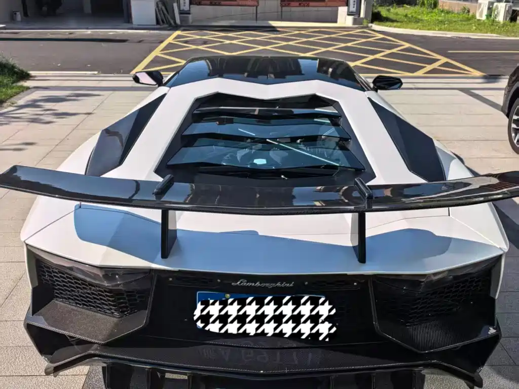Aventador 2011 LP 700-4 купить на сайте DeffCars