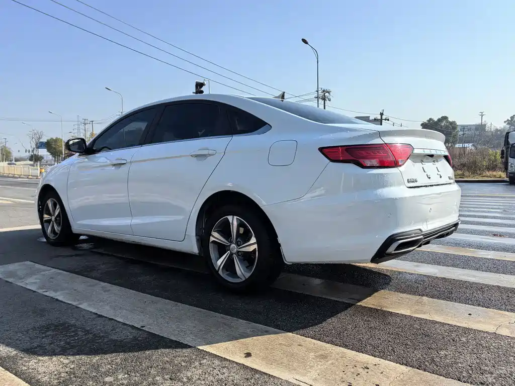 Emgrand GL 2018 1.8L DCT Elite Intelligent Connected Model купить на сайте DeffCars